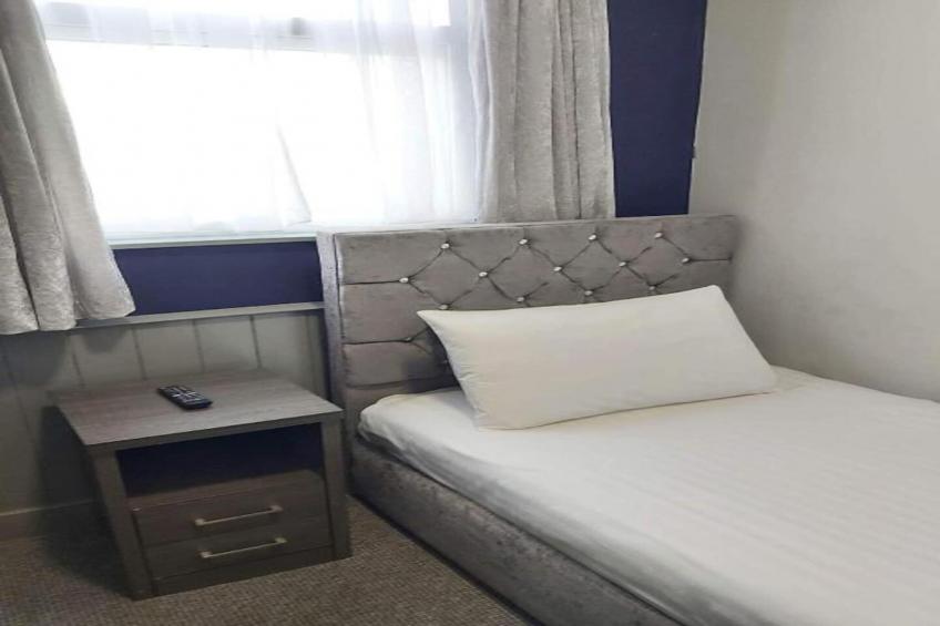 EN_SES015_Standard Single Room - foto 8