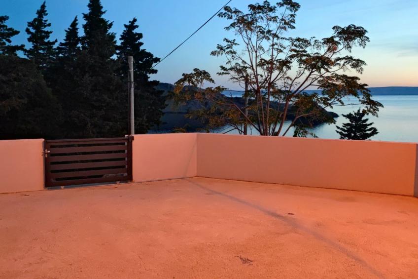 mit Pool in Lukovo Sugarje - foto 16