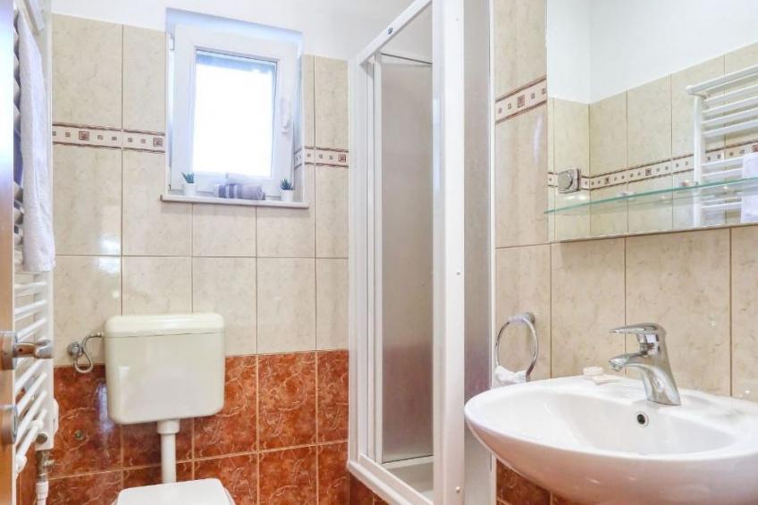 Villa für 10 Personen mit großem Garten - TA Leut - foto 18