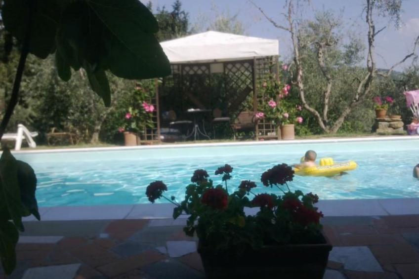 Tolles Ferienhaus in Pian Di Scò mit Privatem Pool und Panoramablick - foto 11