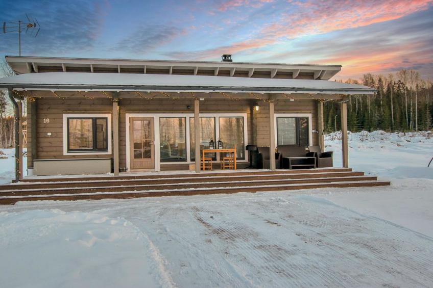 Adeli holiday cottage ellivuori