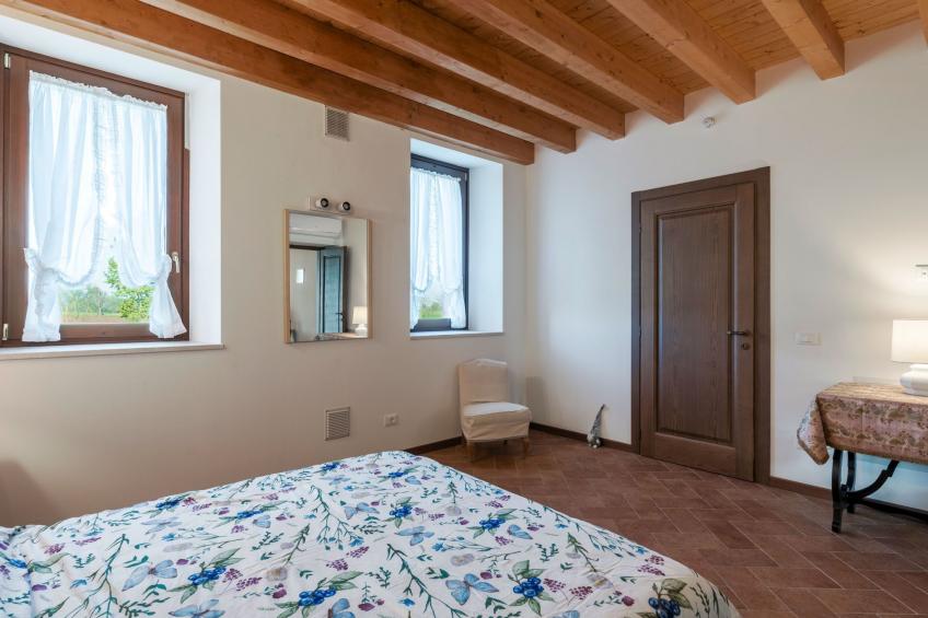 Zweizimmerwohnung mit Doppelbett und zwei Schlafsofas - foto 13