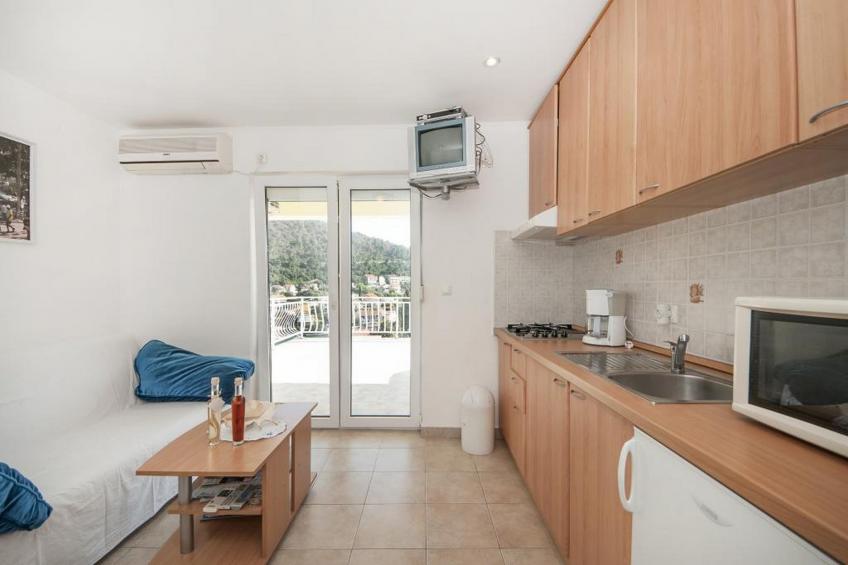 Bertie's Lodge - Two Bedroom Apartment with Terrace and Sea View(A1) - foto 3