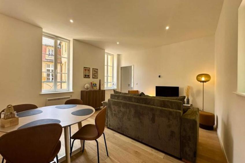 Le Repaire Des Remparts