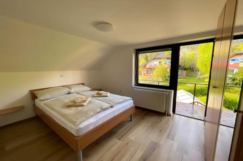 Vibrant and Charming Apartment with Balcony and Mountain View - Two Bedroom Apartment with Balcony and Mountain View - foto 7