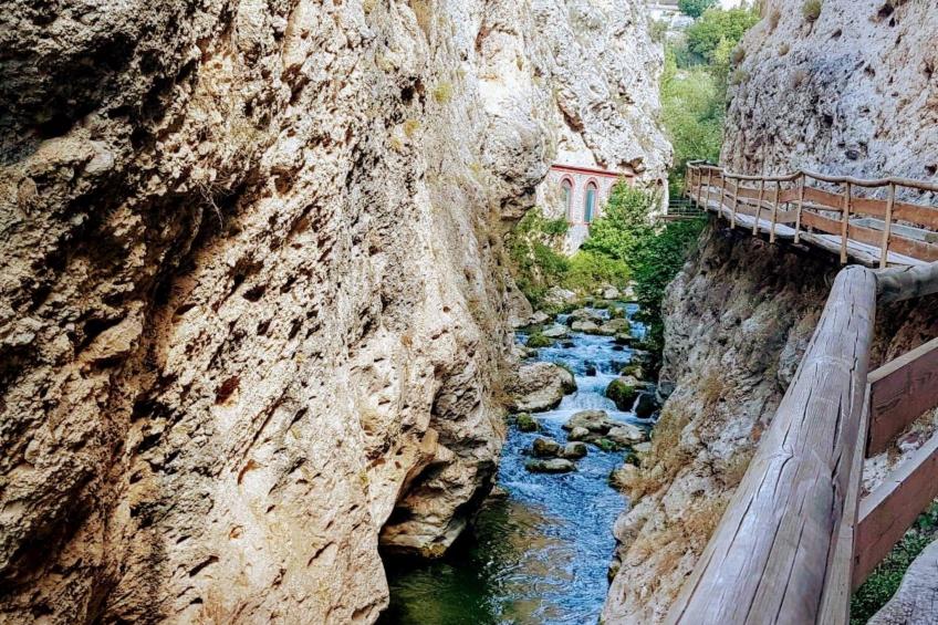 mit Garten und gemeinsamem Pool - foto 4