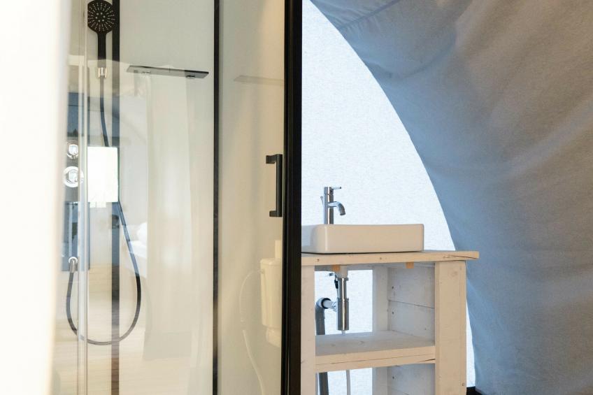 Panorama Lodge met privé sanitair ~ en weids uitzicht - foto 14