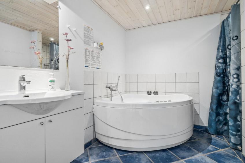 "Jytte" - 10m from the sea in Bornholm - foto 9