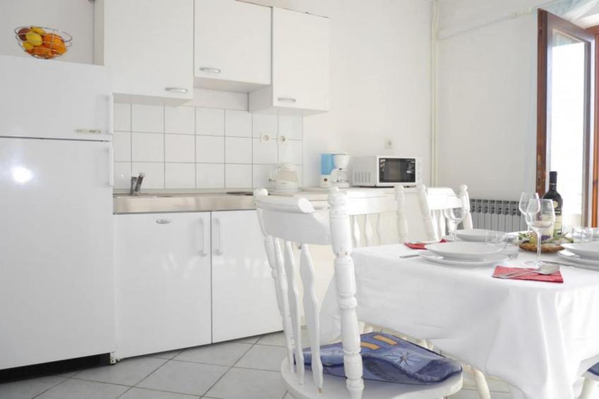 Dugi Rat Seaside Apartments - Two Bedroom Apartment 1 - foto 2