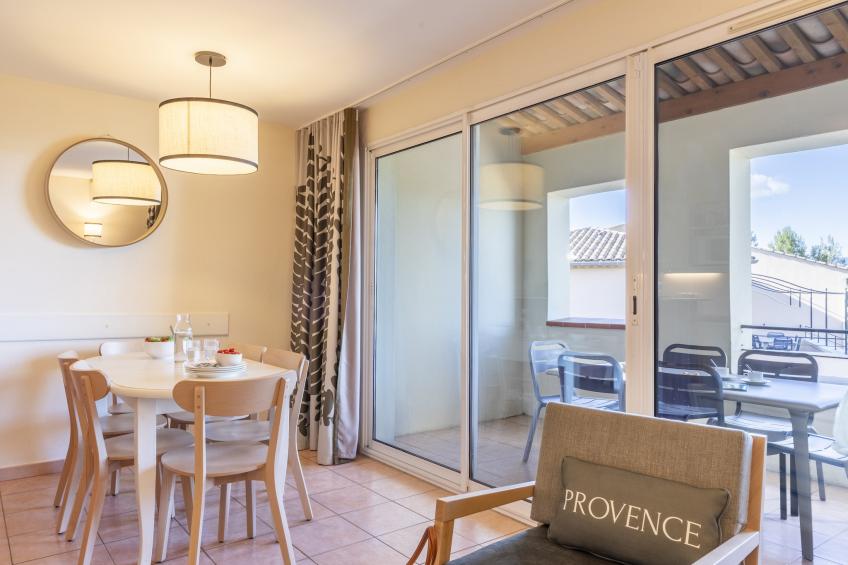 Pierre & Vacances Village Pont Royal en Provence Apartment 6 people - 1 bedroom + 1 sleeping alcove - Balcony or terrace - Air-conditioned - Renovated - foto 11