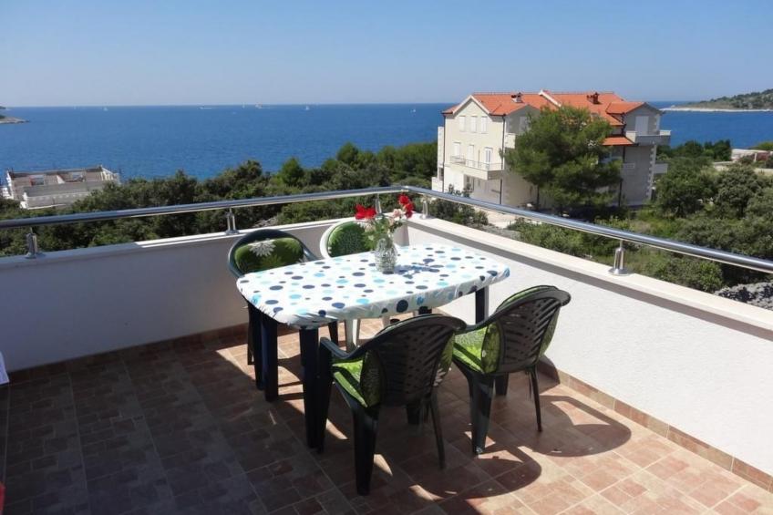 Appartement Minea B mit herrlichem Meerblick