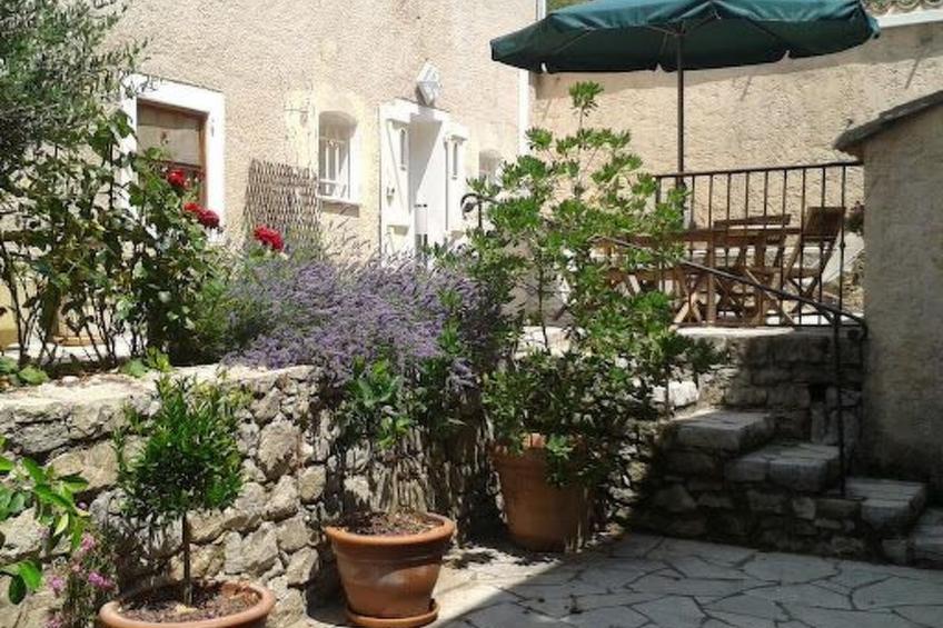 SCHÖNES STUDIO MIT GARTEN FÜR 2 IM DORF - foto 9