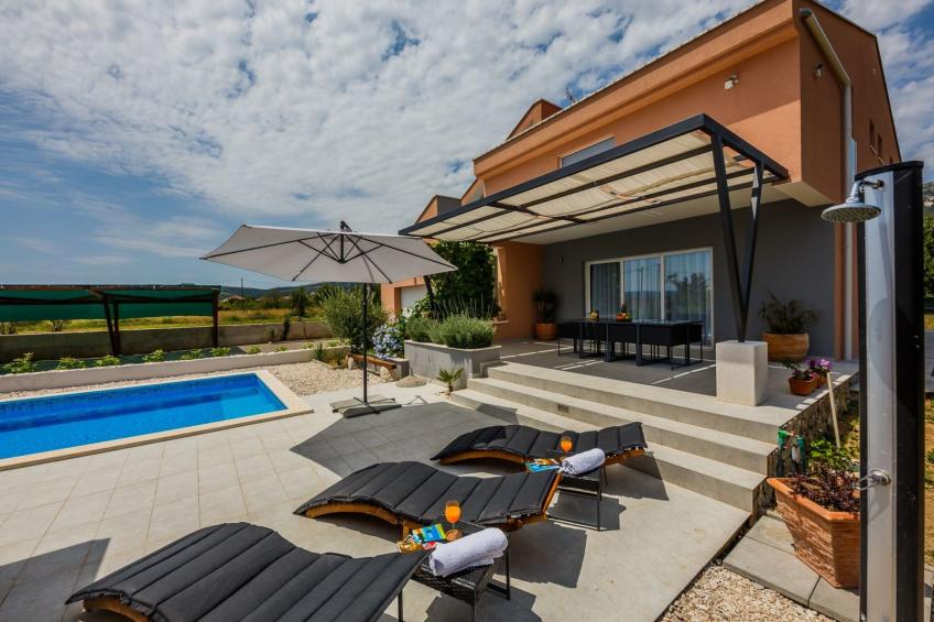 Villa Toni für 12 Personen in Kastel Stari