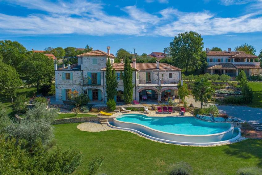 Villa in een idyllische omgeving, met zwembad - BF-DZHHZ - foto 2