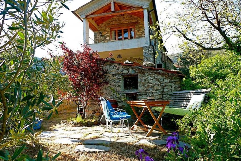 CASA SISSI, Sehnsuchtsort zwischen Olivenhainen