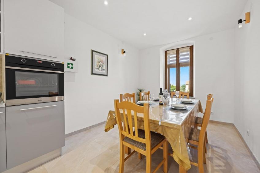 Kristijan & Jelena - Pool, Jacuzzi, Playground - foto 16