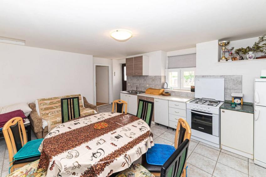 Countryside Idyllic Holiday Home with Pool - Three Bedroom Holiday Home with Pool