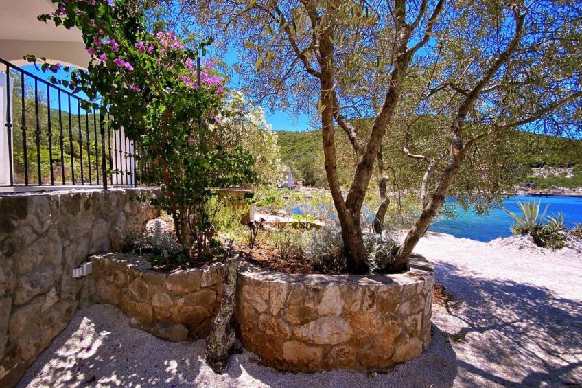 Anwesen mit Blick auf das Wasser - foto 7