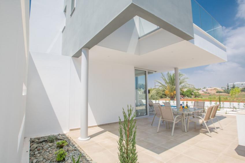 Neue 3-Schlafzimmer-Villa mit Pool in Protaras - foto 5