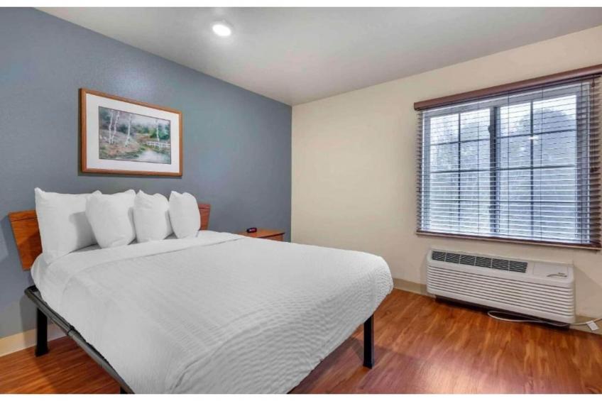 1 Full Bed | Smoking, Kitchen - foto 12