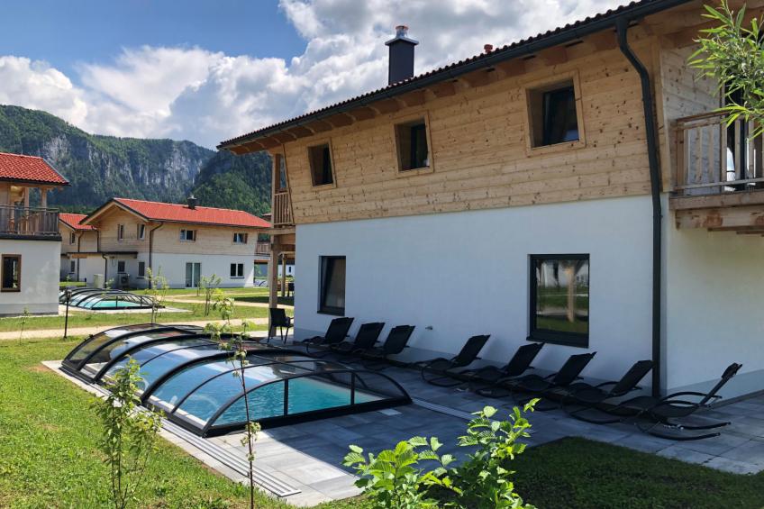 mit Sauna & Sommer-Pool für 8 Personen