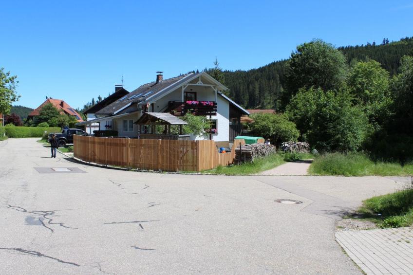Haus Maria Hochschwarzwald, Garten umzäunt, Waldrand, Hunde willkommen - foto 3