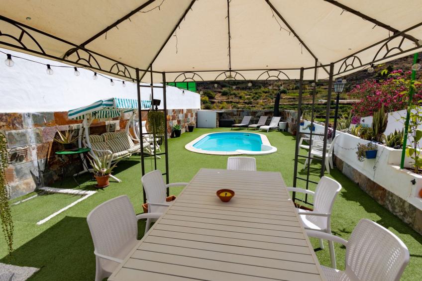 Grosses Haus mit eigenem Pool - foto 2