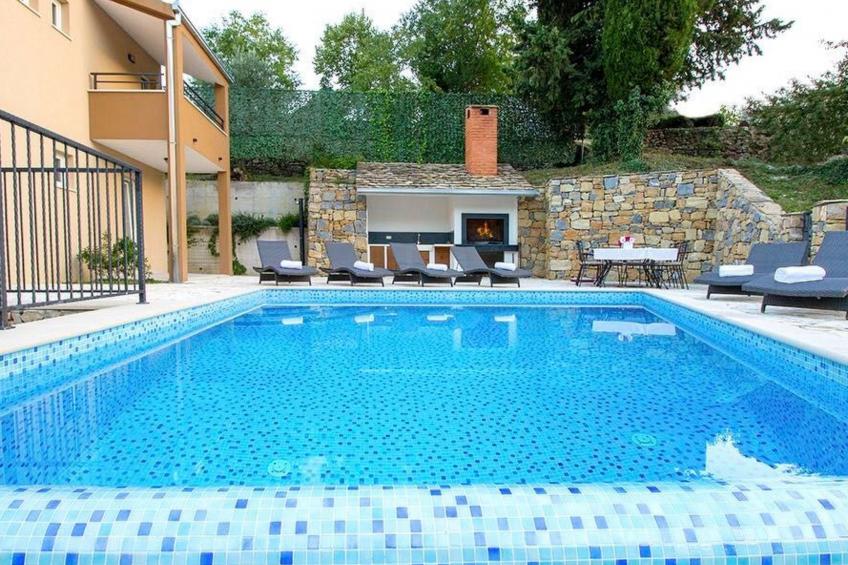 Villa Mosor mit beheiztem Salzwasserpool und Sauna - foto 29