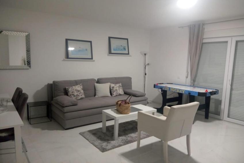 Charming Villa Nina with Pool - Four Bedroom Villa With Terrace and Swimming pool - foto 7