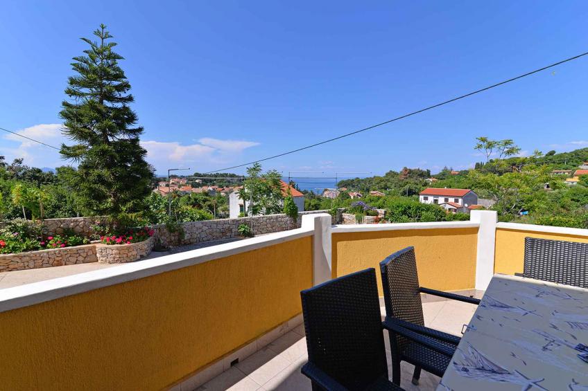 Vakantiewoning met terras en balkon - VW-YXMR - foto 2