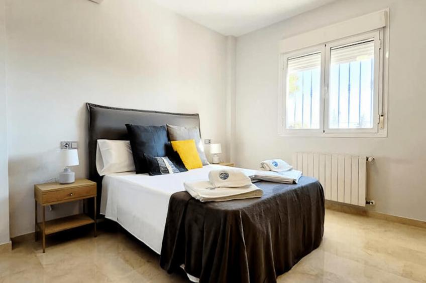 Magnifique Villa Avec Piscine Privée - Golf  Bonalba ! - foto 25