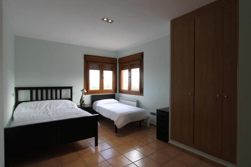 in Seseña mit großem Garten - foto 28