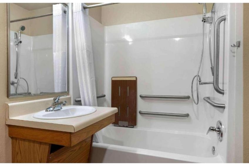 2 Full Beds | Non-Smoking, Kitchen - foto 20