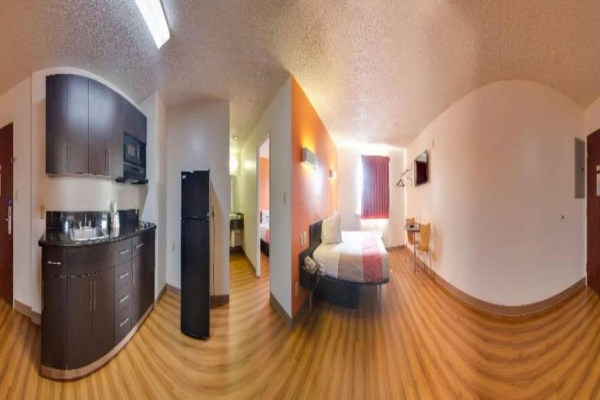 2 FULL BEDS  SMOKING MICFRIDGE - foto 29