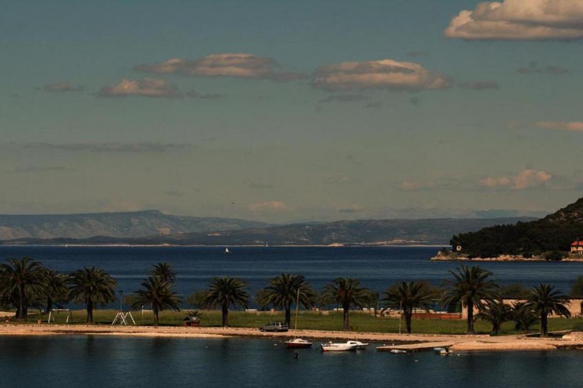 House Leta Cozy Hideaway with Pool - Four Bedroom Holiday Home with Pool - foto 30