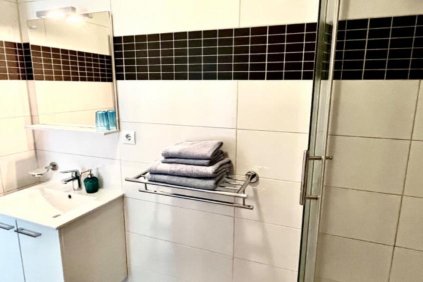 Paradise Apartments-Apartman with sea view and balcony 4 - foto 12