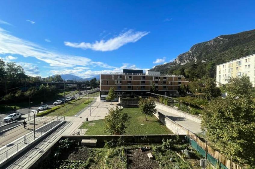 Au Coeur De L'essentiel 1 - New Studio