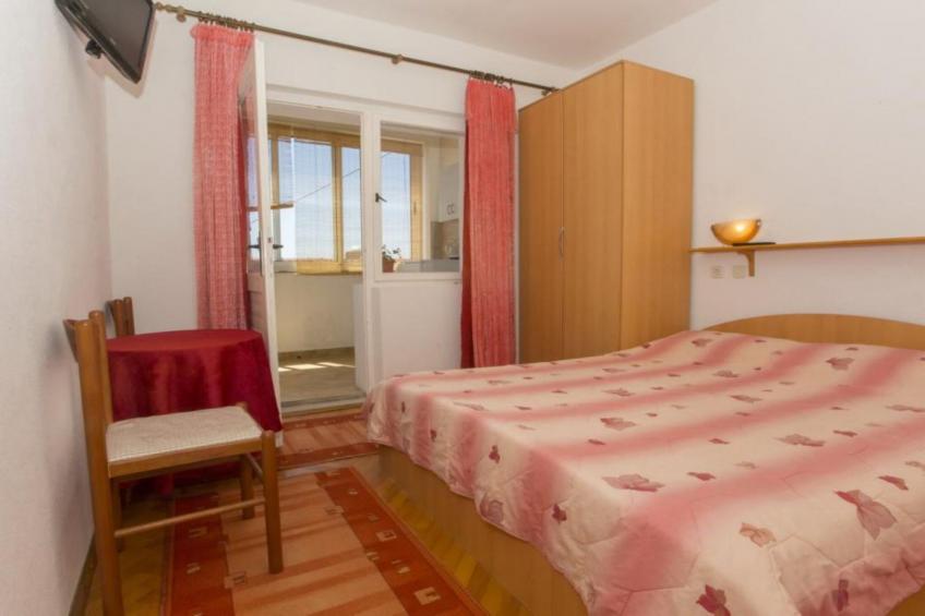 Double Room with Private Balcony (A2) - foto 11