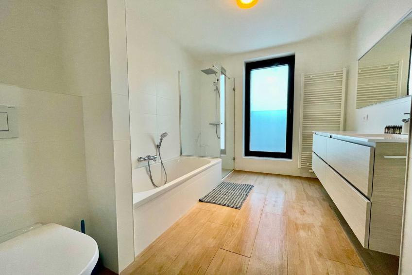 Modern 2BR 1/5 BA Near Diamond District by OneLuxStay - foto 29