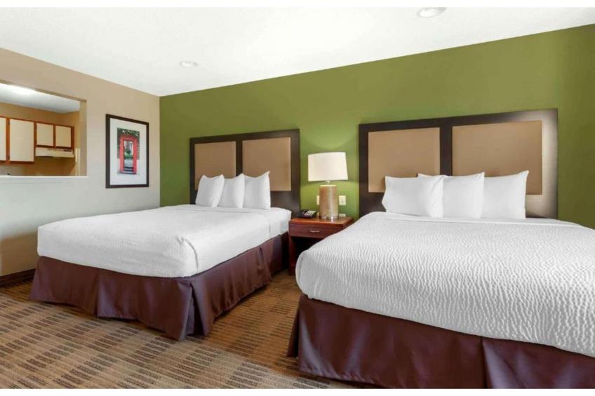 2 Full Beds | Non-Smoking, Kitchen - foto 15