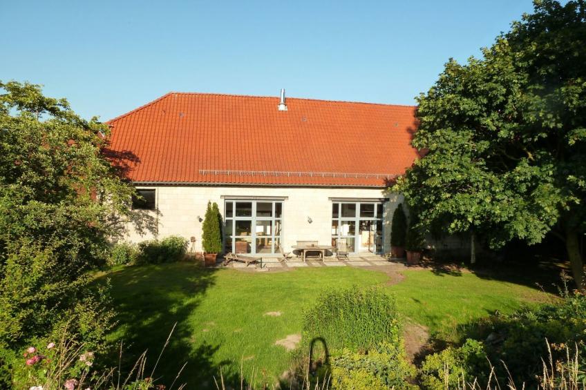 in Weenzen mit Großem Garten