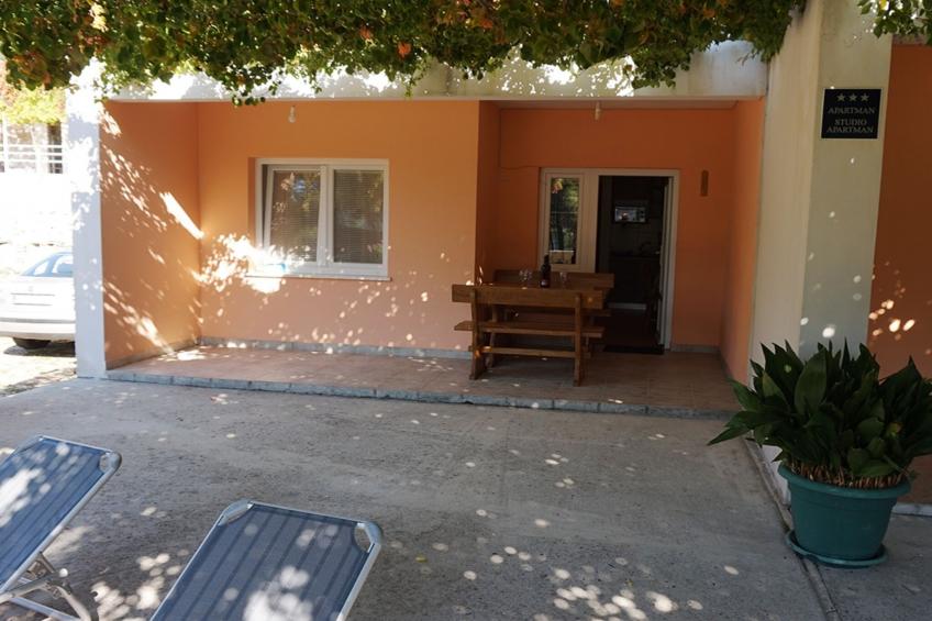 Beach House Žuljana - Two Bedroom Apartment with Terrace 2 - foto 8