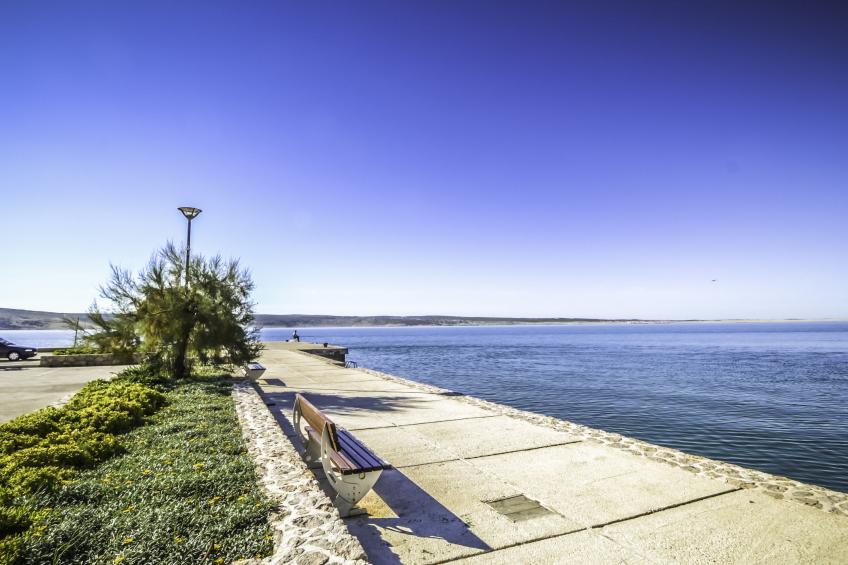 mit Pool in Lukovo Sugarje - foto 26