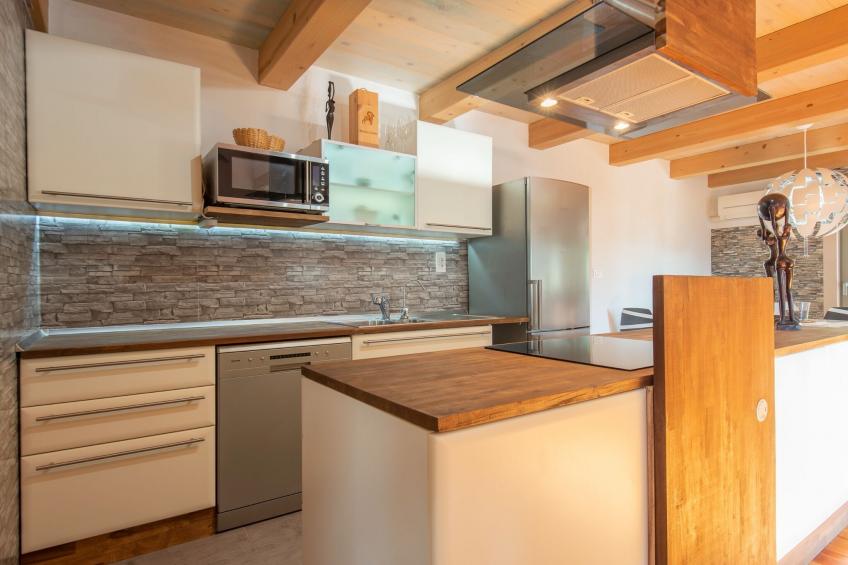 Family-Friendly Serene Retreat Holiday Home - Four Bedroom Holiday Home  with Terrace - foto 9