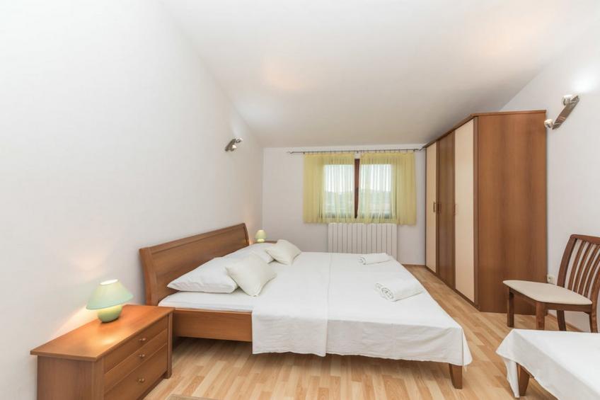 Relaxing Holiday Home with Pool, Fitness Area, and Entertainment Facilities - Six Bedroom Holiday Home - foto 20