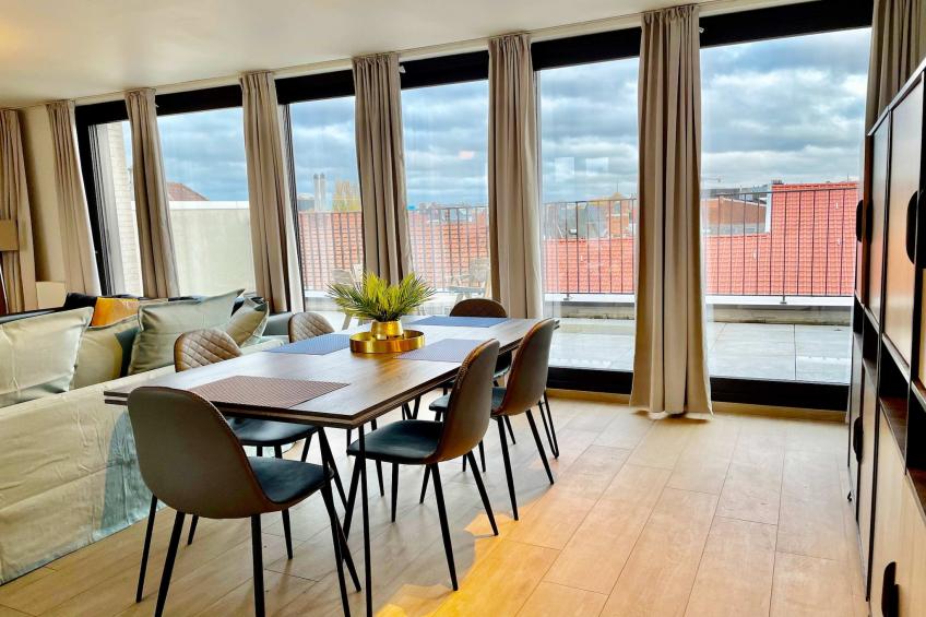 Modern 2BR Penthouse Near Diamond District by OneLuxStay - foto 14