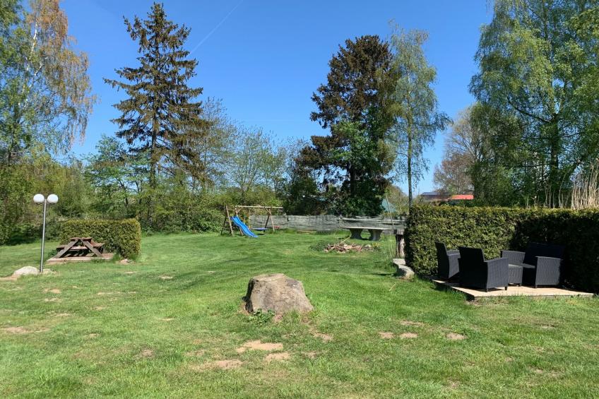 Große Ferienwohnung in Dargen mit Großem Garten - foto 9