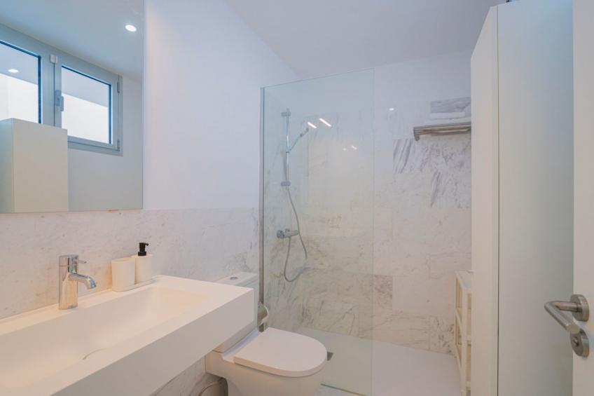 Schönes Appartement Pool und Strand - foto 14