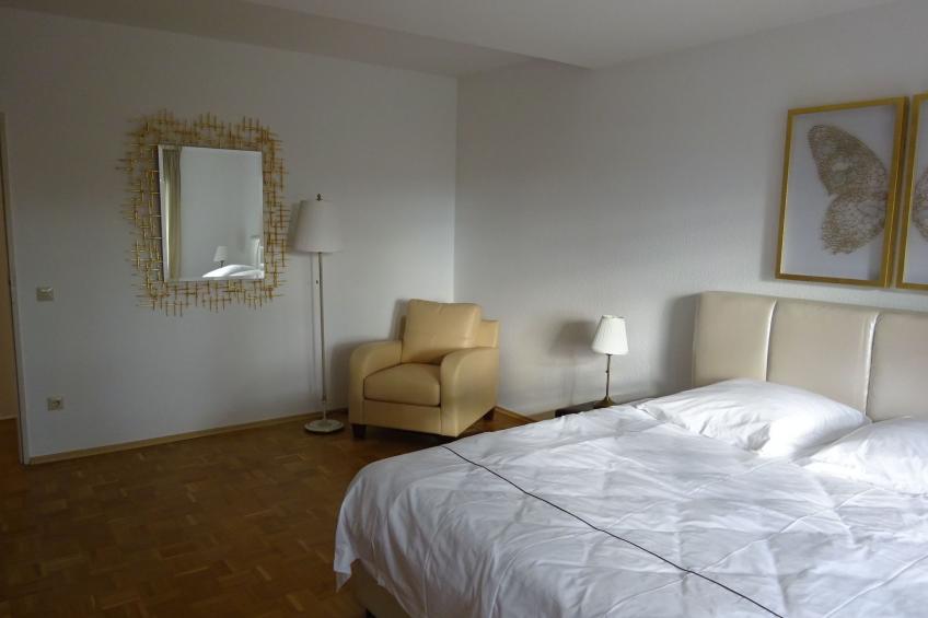 Großzügige Wohnung mit Terrasse und Rheintalblick - foto 8