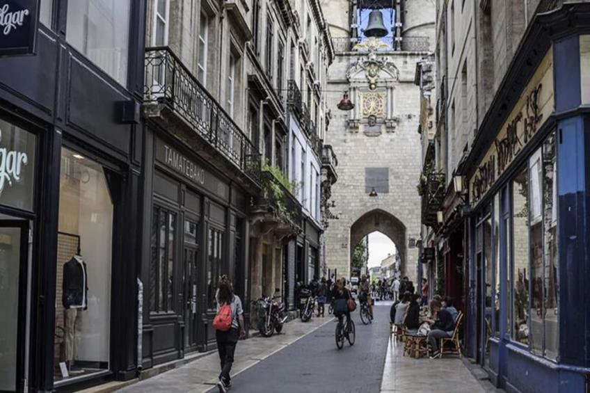 Charmant Appartement Pour 2 Personnes Joliment Décoré Vers La Gare St-jean - foto 5